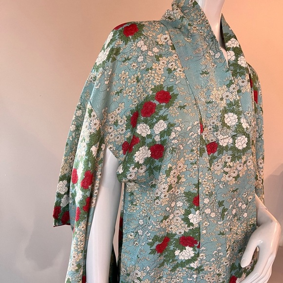 Vintage 1980s Kimono Rayon | Silk Floral Design Full Length - Picture 10 of 10